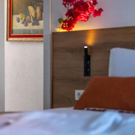 Ondo Beach&suites *